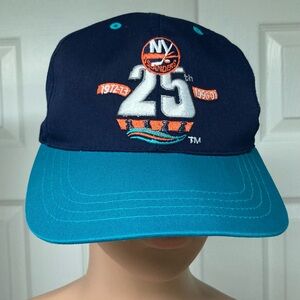 NWOT Vintage NY Islanders snap back cap